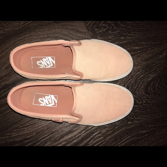 Vans - Picture 3 of 5